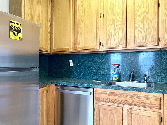 2nd image of 135 Graham Ave #3B