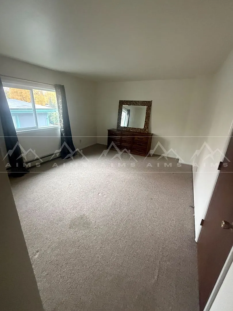 2406 W 34th Avenue — Photo 3