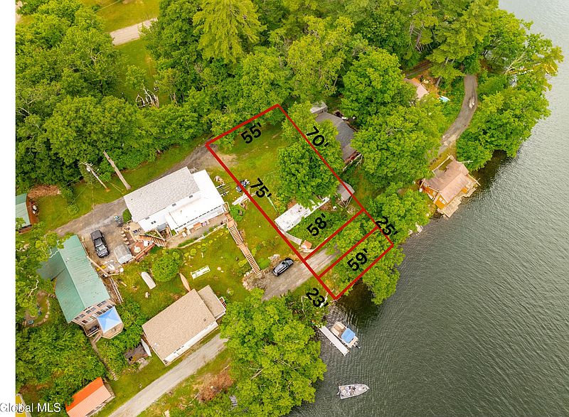 2nd image of 2295 Oaks Road