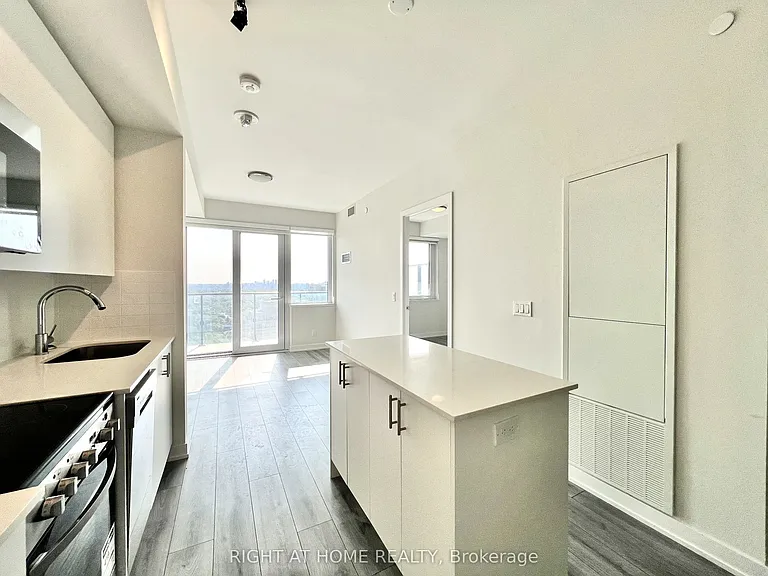 15 Ellerslie Ave #2301 — Photo 13