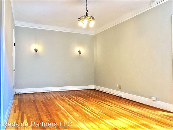 4th image of 419 13th Ave E APT 204