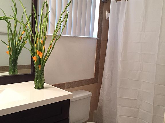 Newly renovated bath