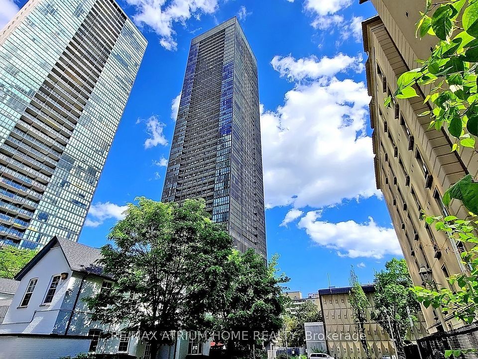 1st image of 101 Charles St E #4510