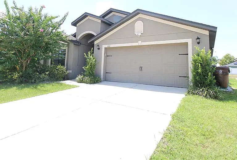 600 Swallowtail Dr — Photo 1