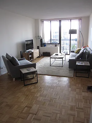 Rented by Newell and Assoc. | media 15