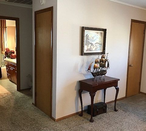 5th image of 1417 Beverly Dr