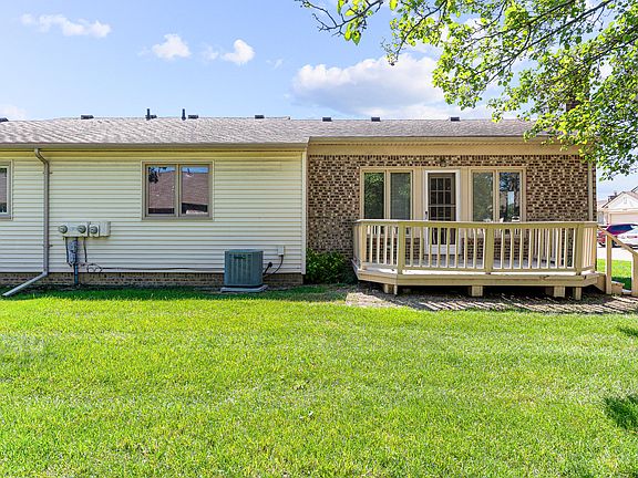 4th image of 13711 Maple Grove Ave #35