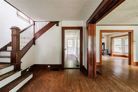 160 North Ave — Photo 17