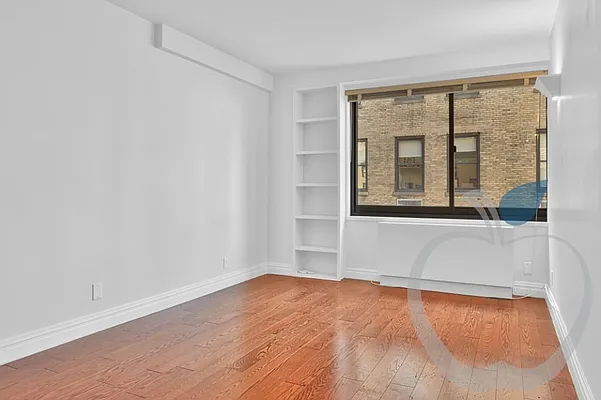 Rented by HOME RESIDENTIAL LLC | media 37