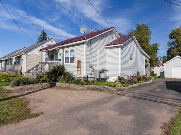 84 S Albion St, Amherst, NS B4H 2W2