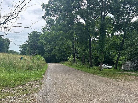 4th image of 9065 Macedonia Rd
