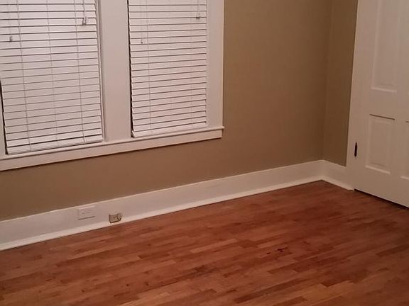 3rd image of 1216 Highland Ave