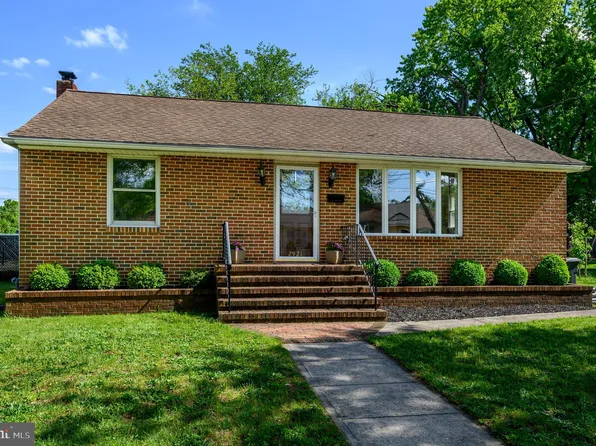 2921 Goucher Ave, Delanco, NJ 08075