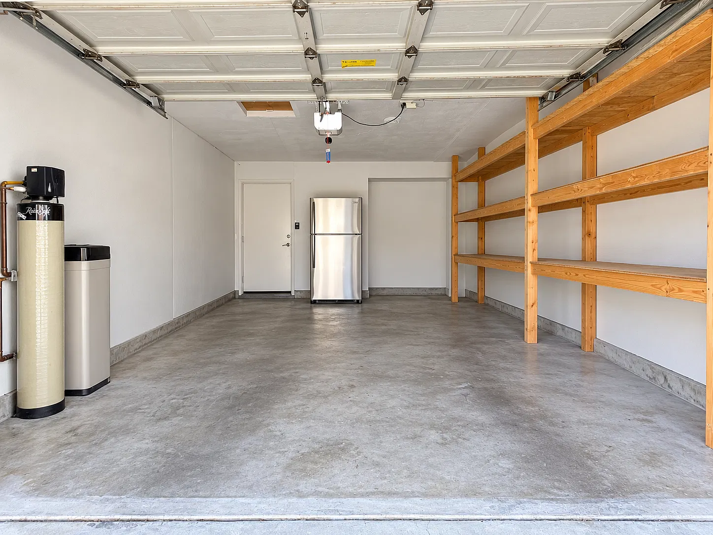 3 bed, 2.5 bath, 1789 sqft, $3,295 — Photo 4