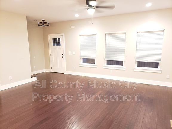 5th image of 4064 Cedar Cir