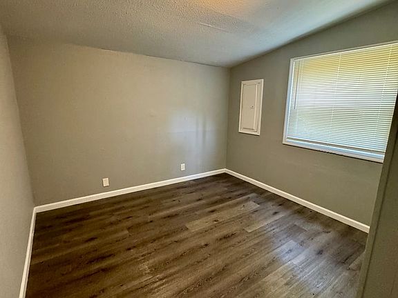 5th image of 5523 Holborn Dr