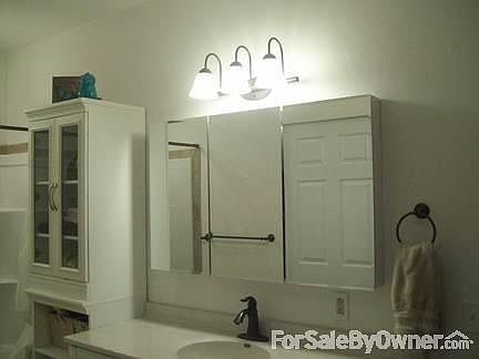 3 mirror medicine cabinet