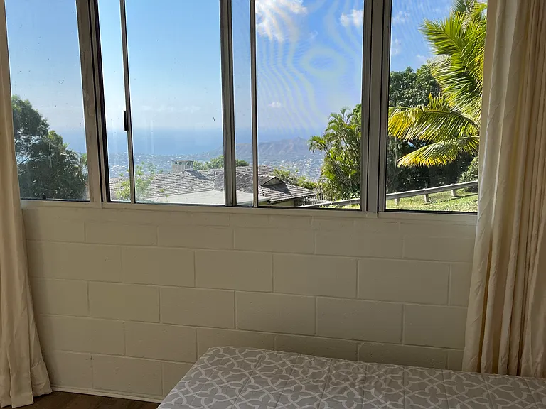 5136 Maunalani Cir #A — Photo 2