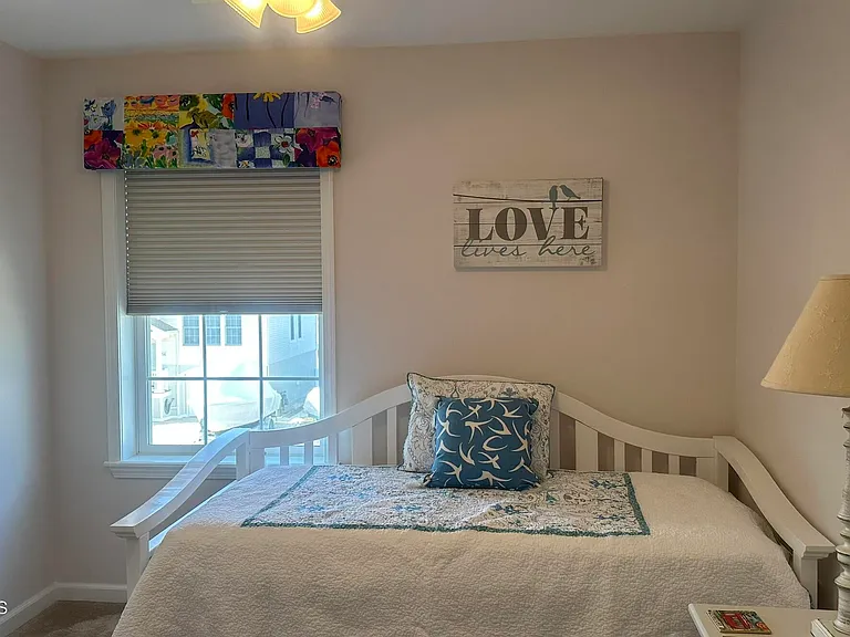 59 Weaver Dr — Photo 14