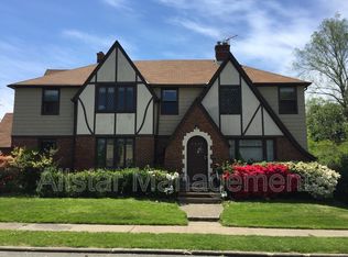 1200 Pomona Rd, Cleveland Heights, OH 44121