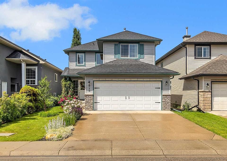 1st image of 626 S Saddlecreek Way NE