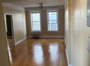 37-11 9th St #8, Long Island City, NY 11101