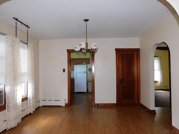 4th image of 431 Bantel St