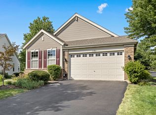 1161 Heathrow Ct, Aurora, IL 60502