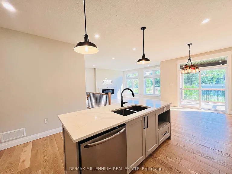 7 Rea Ct — Photo 15