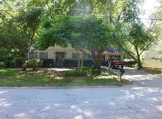 955 Lost Creek Cir, Stone Mountain, GA 30088