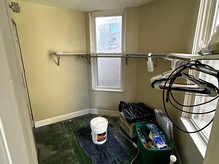 409 E 6th St #2 — Photo 7