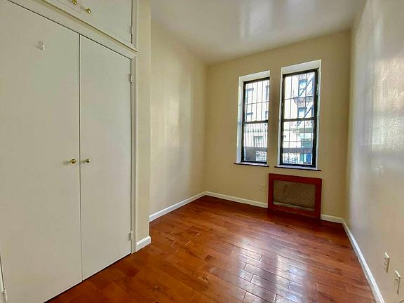 3rd image of 510 W 171st St #3B