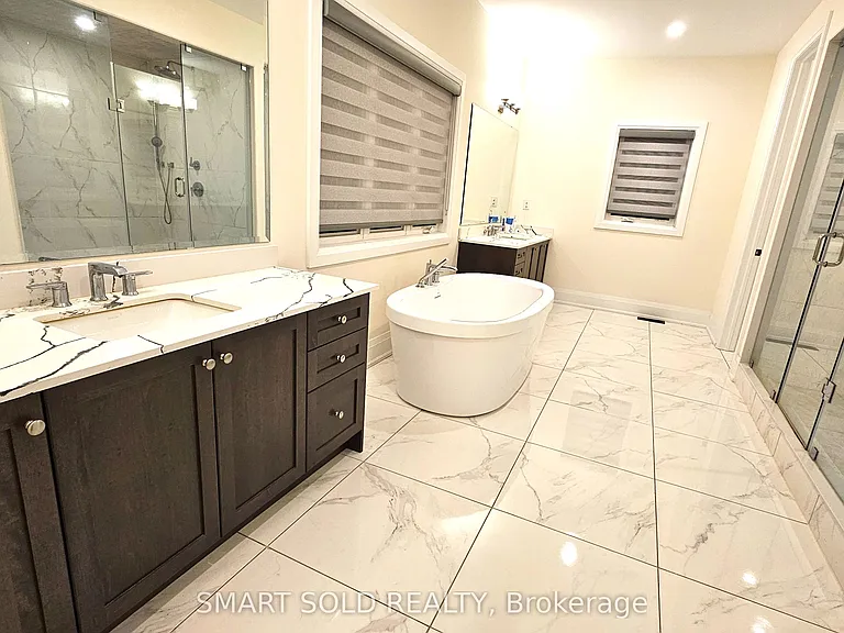 147 Hillsview Dr — Photo 17
