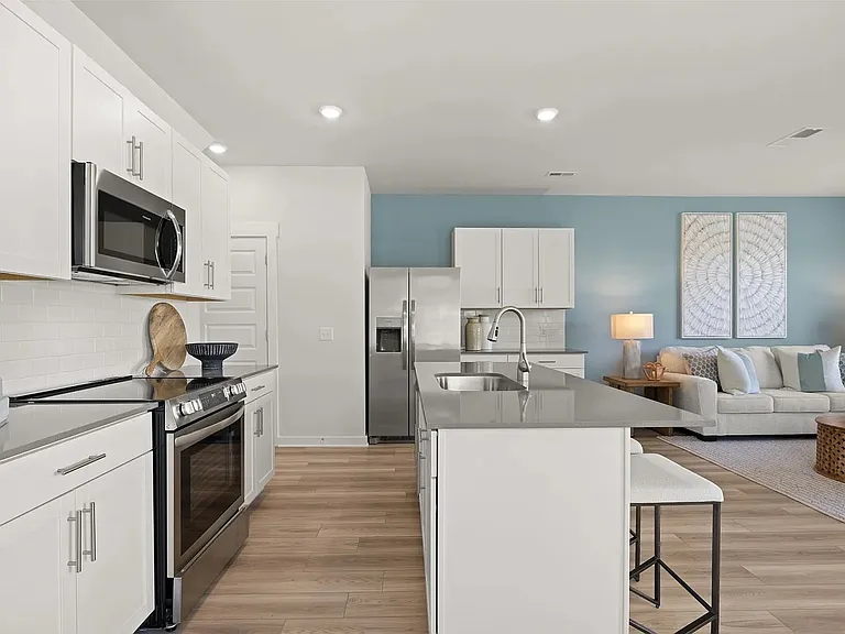 1694 Manuka Ln — Photo 16