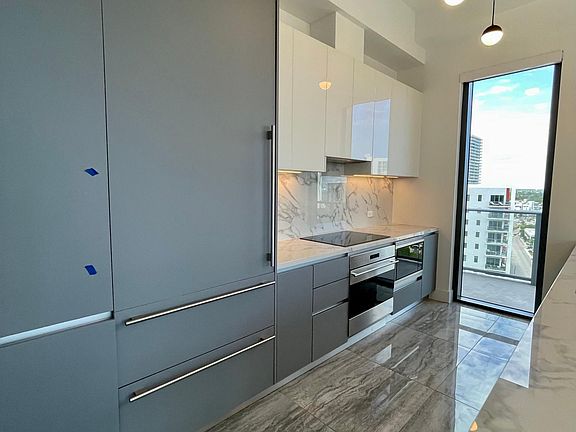 2nd image of 156 NE 27th St #1526
