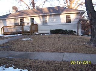 3913 S Milton Dr, Independence, MO 64055