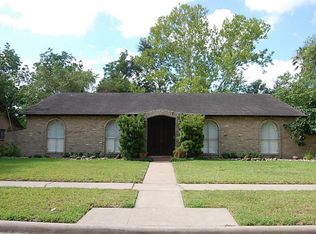 8519 Clarewood Dr, Houston, TX 77036