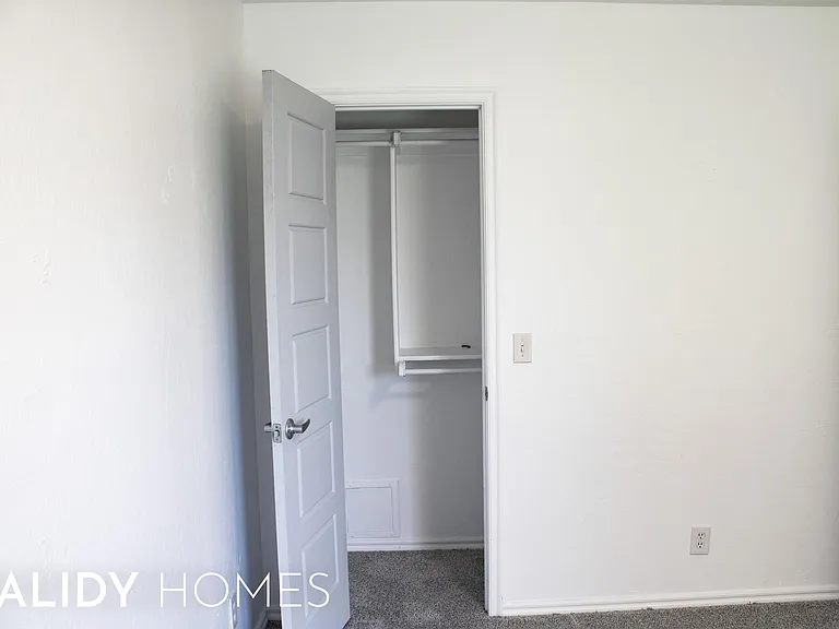 109 NW 160th St — Photo 23