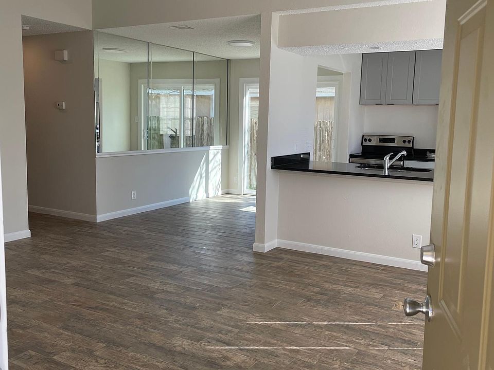 1st image of 8706 Pineridge Dr #A