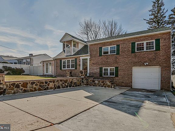 4th image of 408 S Lynn Dr
