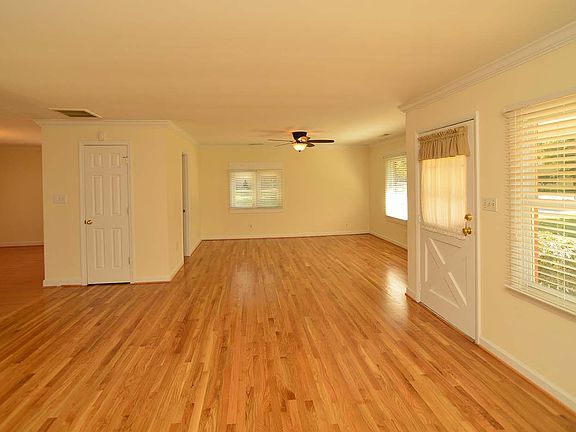 FRONT FAMILY ROOM AND FLEX SPACE