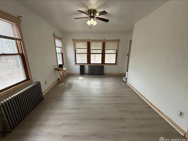 941 Felicia St — Photo 10