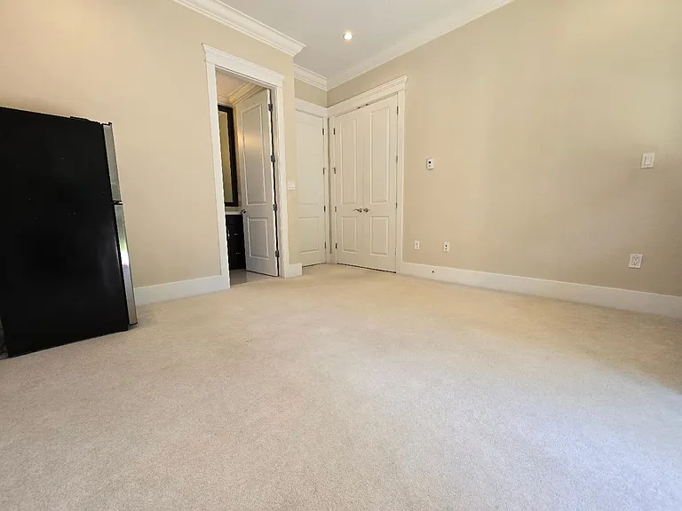 55XX Chemainus Dr — Photo 8