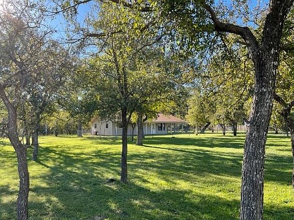 2nd image of 206 Woodland Acres Dr