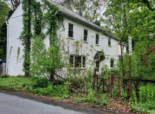 1300 N Ridge Rd, Perkasie, PA 18944