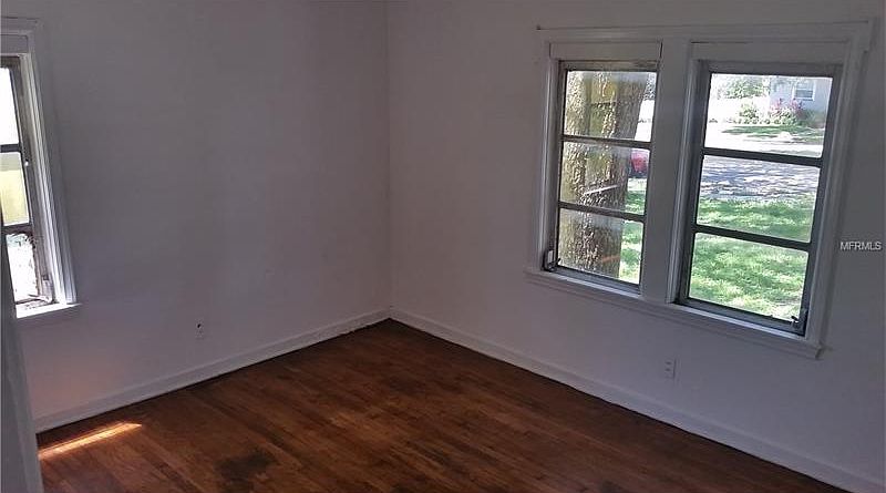 2nd image of 2424 22nd St S