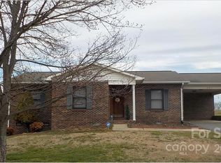 203 Martin Pl #1, Hildebran, NC 28637