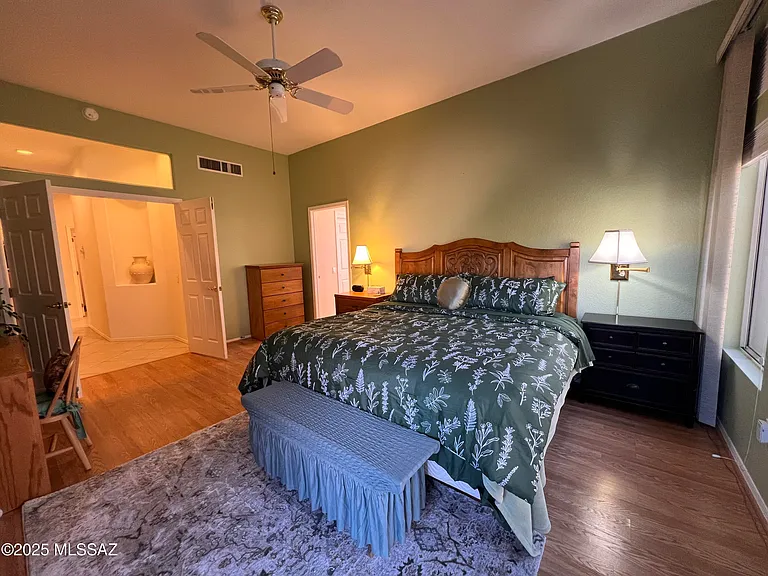 1851 E Lone Rider Way — Photo 32
