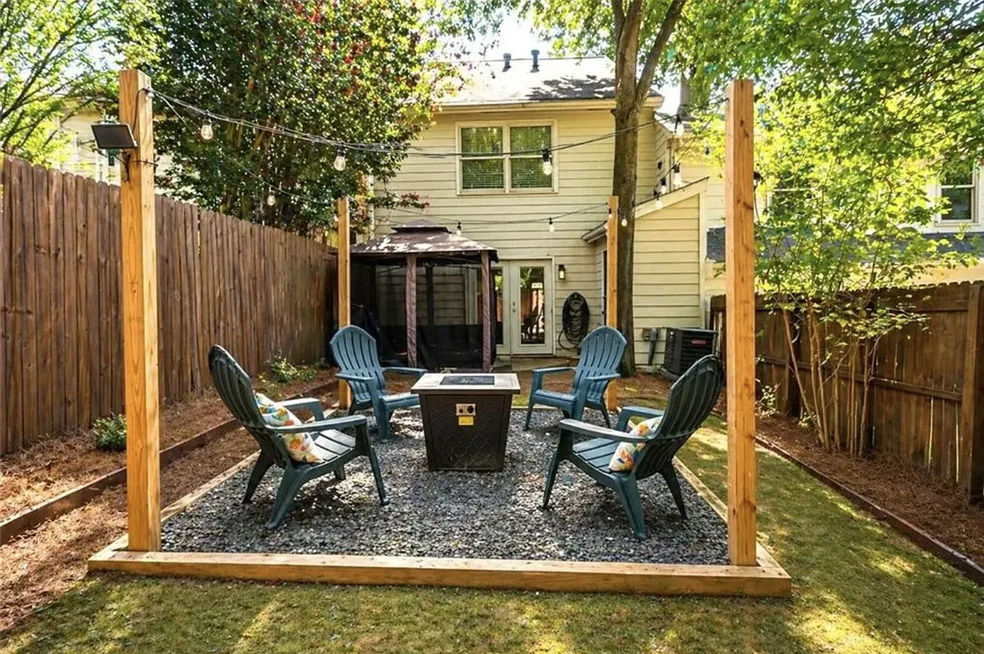 2 bed, 2.5 bath, 1280 sqft, $5,400 — Photo 3