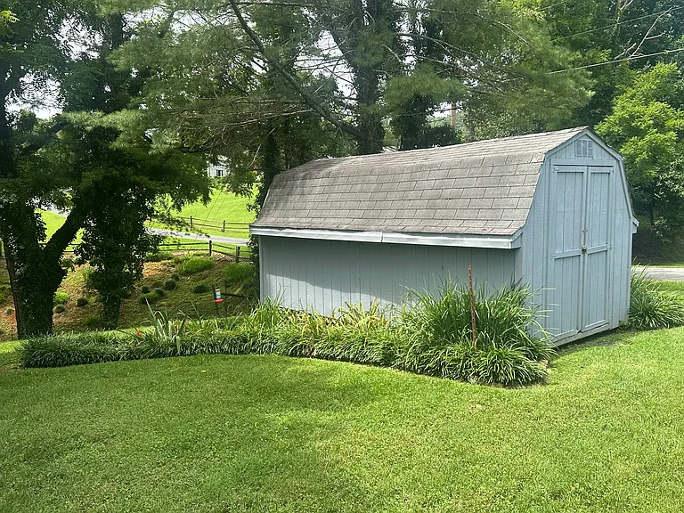4100 Homestead Dr — Photo 5